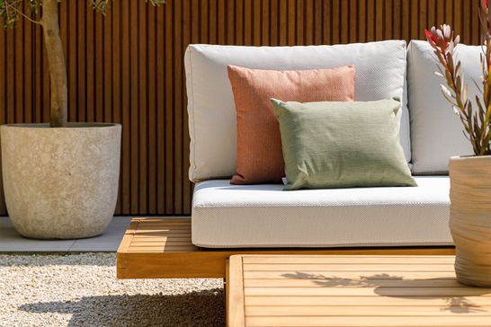 Jura loungeset met teakhouten frame en Soltex kussens