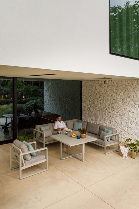 Orleans loungeset met beige aluminium frame en Soltex beige kussens