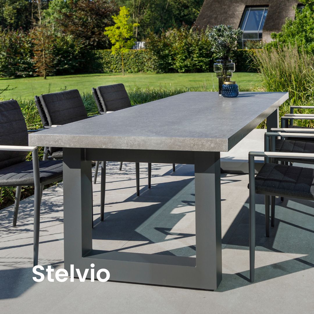 Stelvio dining