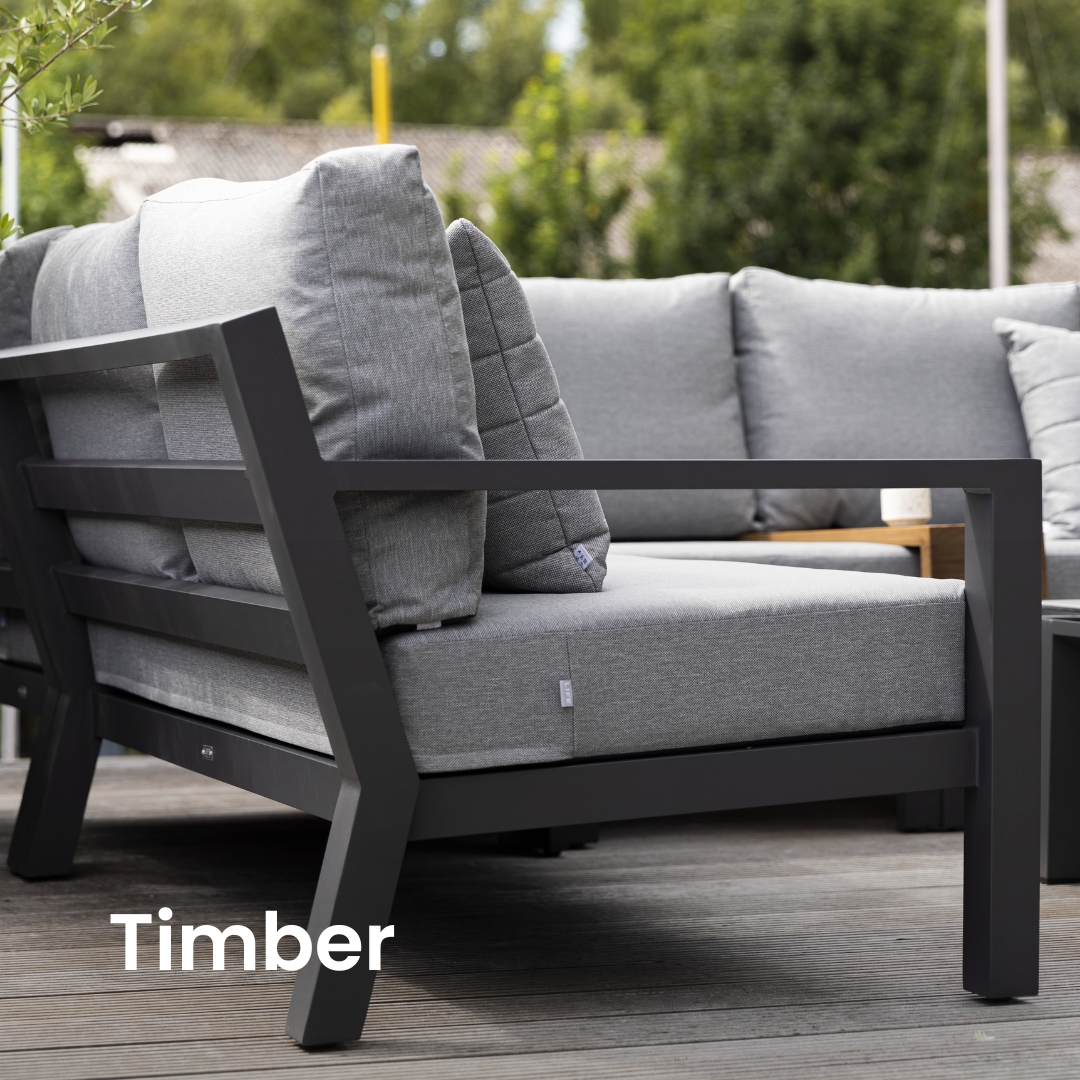 Timber loungesets