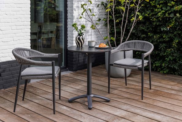 Salvador tuinset met Ibiza tuinstoelen voor 2 personen in lava aluminium