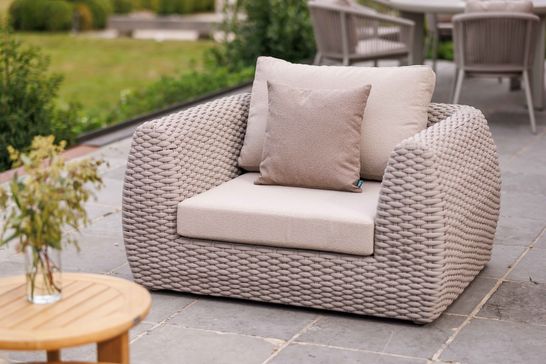 Mont Blanc loungeset beige wicker